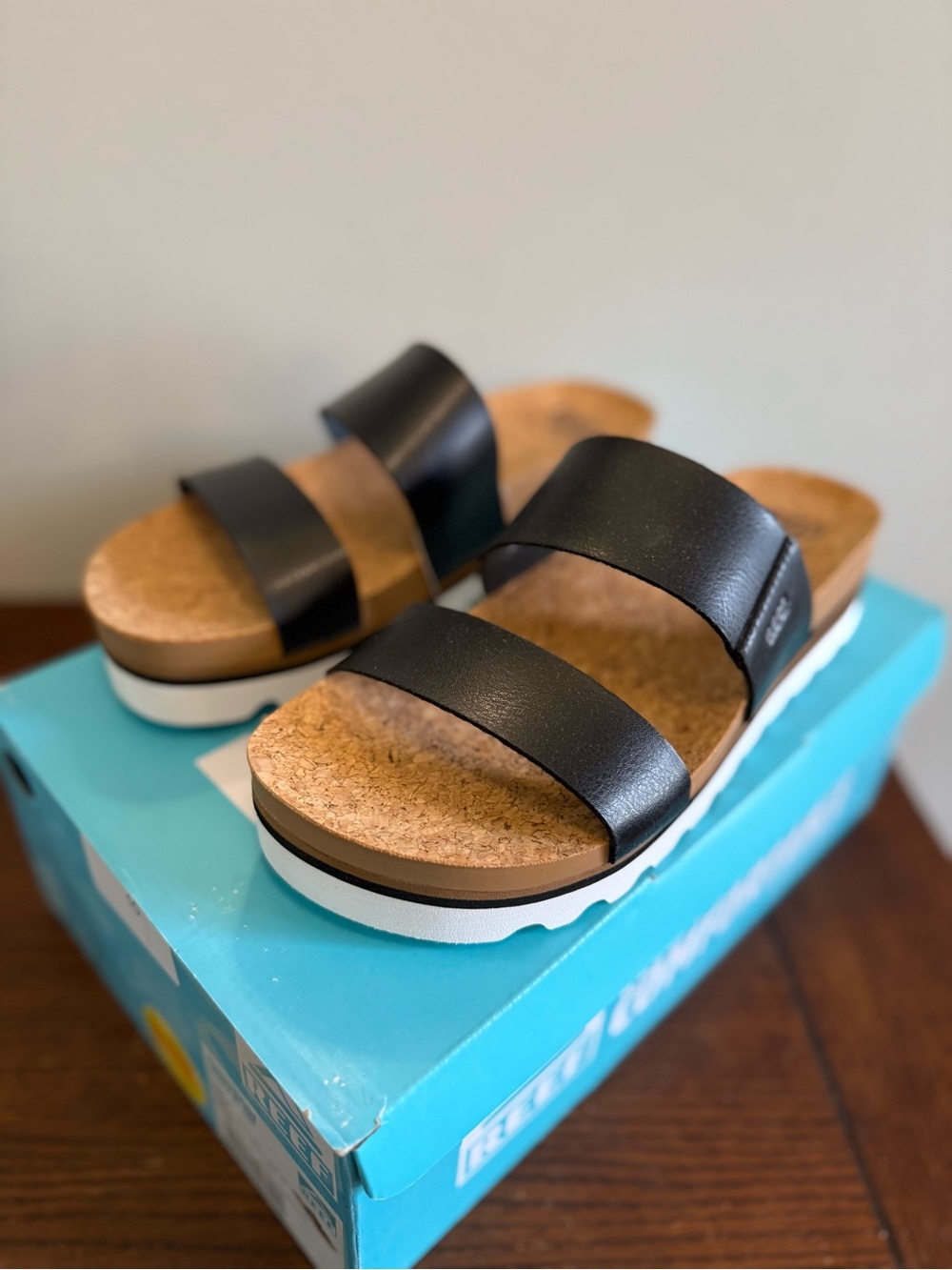 Reef Black Vista Leather Double Strap Platform Slides NEW - Picture 3 of 5
